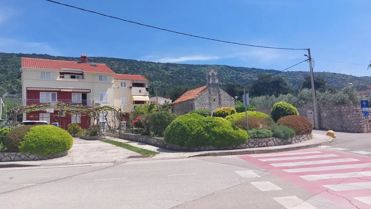 Apartments Rita Cres